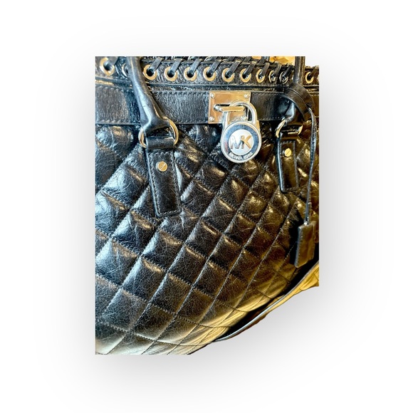 Michael Kors Black Quilted Leather Hippie Grommet Handbag - Picture 5 of 13